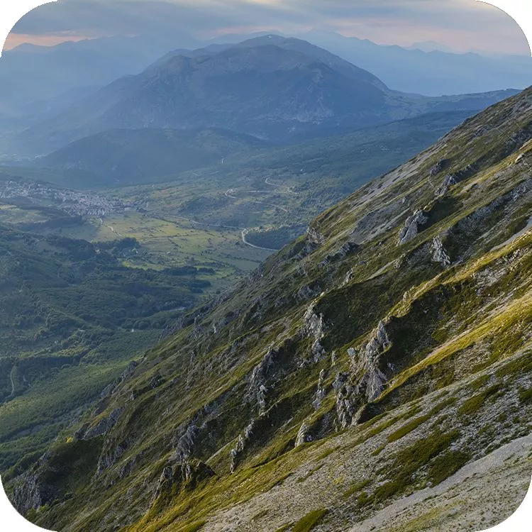 L'Altopiano Santa Chiara visto dal Porrara