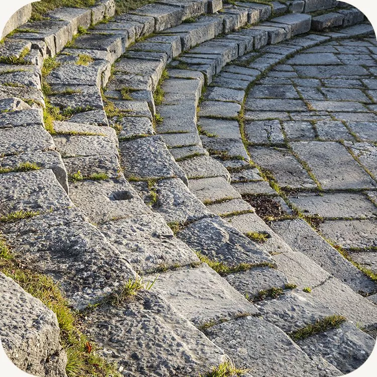 L'anfiteatro di Juvanum