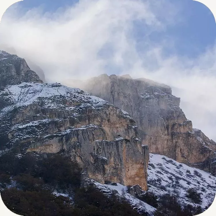 Lo Stincone nell'alta Valle di Taranta e alcuni scorci delle ripide pareti